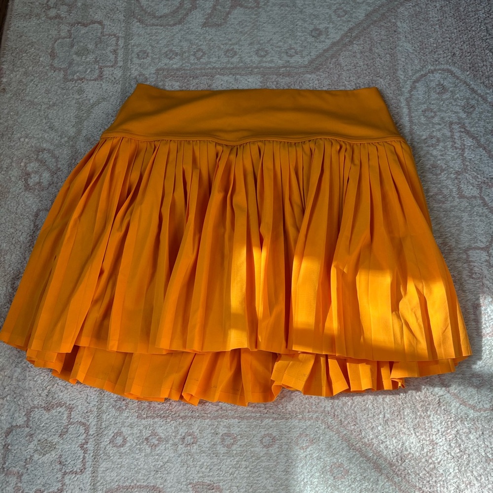 Offline By Aerie Orange Athletic Set!